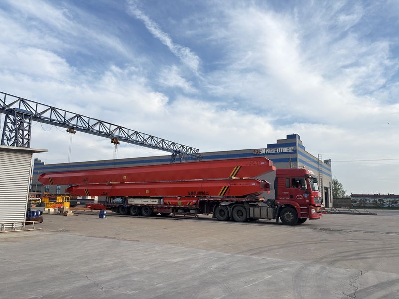 電動(dòng)單梁起重機(jī) LD10t-27.5m   LD10t-19.5m 制作完成 裝車發(fā)出