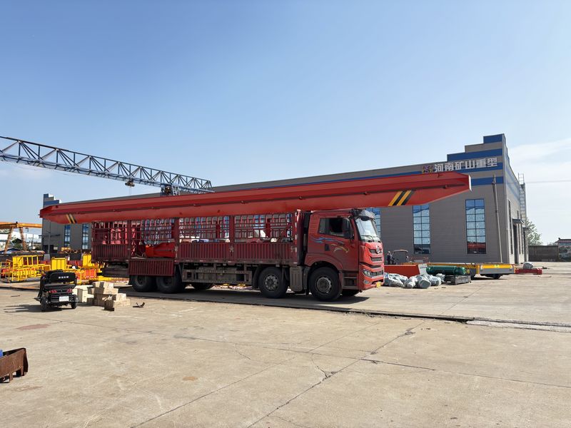 電動(dòng)單梁起重機(jī) LD5t-19.5m 制作完成 裝車發(fā)出