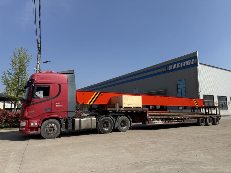 歐式單梁起重機(jī) HD10t-16m 制作完成 裝車發(fā)出